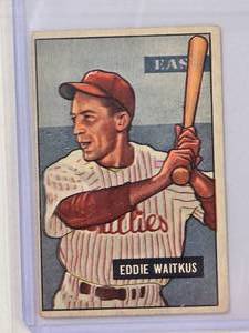 lot 26 image: Eddie Waitkus 1951 Bowman Gum No. 28 Vintage Baseball Card