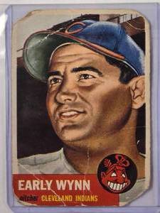 lot 93 image: Early Wynn 1953 Topps No. 61 - Vintage Baseball Cards