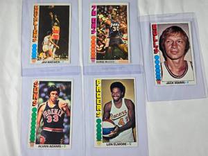 lot 200 image: Lot of 5 1976 Topps Vintage Basketball Cards
