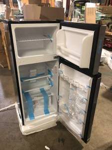 lot 36 image: Magic Chef 18.5 in. W, 4.5 cu. ft. 2-Door Mini Refrigerator, with Freezer in Platinum Steel  Customer Returns See Pictures