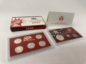 lot 11 image: 1999 Silver Proof Set