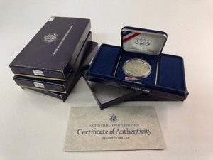 lot 61 image: 4x 1987-S Proof Constitution Silver $1