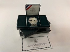 lot 71 image: 1999 Proof Yellowstone Silver $1