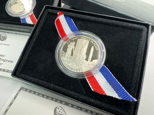 lot 79 image: 3x 2011 Army (BU & PF) Silver Half Dollars