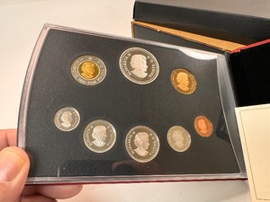 lot 28 image: 3x Canadian Proof Sets From 2004-2006