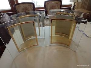 lot 34 image: (4) Bevelled Glass Picture Frames