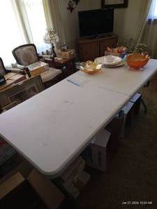 lot 88 image: 70 Folding Plastic Table