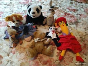 lot 172 image: Stuffed Animal Lot - Ty, Boyd, Etc