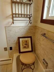 lot 195 image: Matching Bathroom Stool, Towel Rack & Artwork