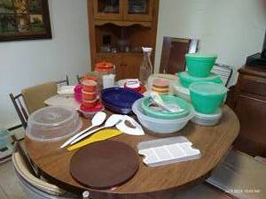 lot 203 image: Tupperware Lot, Some Non- Tupperware
