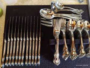 lot 239 image: Towle 199 Stainless Steel Germany Flatware, Settings for 12