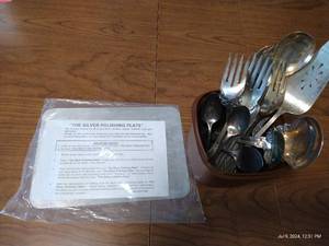 lot 242 image: Silver Plate Flatware  Silver Polishing Plate