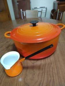 lot 263 image: Le Creuset Dutch Oven & Poland Dipper