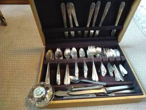lot 282 image: Silver Plates Silverware Set w Few Odd Pieces