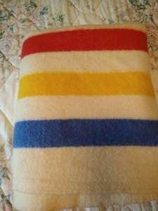 lot 314 image: Beautiful Wool Blanket, Full Size