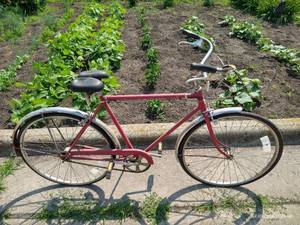 lot 325 image: Schwinn Vintage Mens Bike EK608656