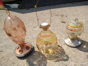 lot 330 image: Glass Hummingbird Feeders & Bee Trap