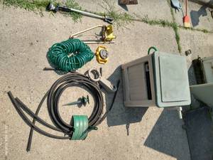lot 337 image: Hose Lot wSprinkler