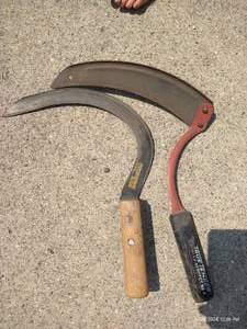 lot 340 image: Two Scythes