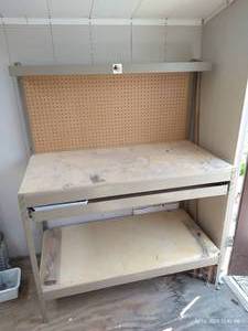 lot 346 image: Garden Tool Work Station