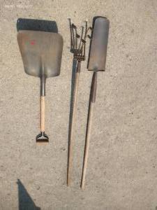 lot 347 image: Vintage Garden Tool Trio