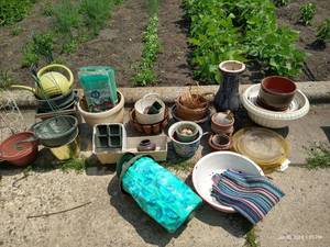 lot 349 image: Pots, Bird Bath, Tomato Planters, Etc