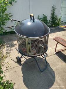 lot 369 image: Portable Fire Pit