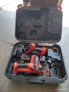 lot 400 image: Black & Decker Firestorm Saw & Drill Set (no battery)