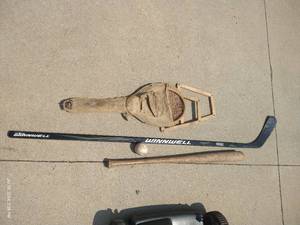 lot 408 image: Sporting Lot- Hockey Stick, Wooden Bat, Tennis Racket