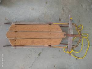 lot 439 image: Vintage Wooden Sled