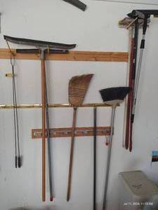 lot 446 image: Squeegee, Brooms, Window Washers Lot