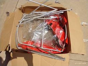 lot 504 image: Blizzard Buster Plastic Snowblower Cab