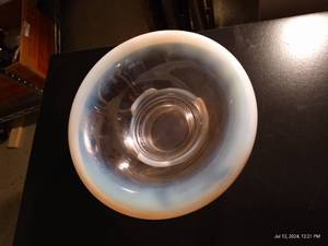 lot 568 image: Vintage Ashtray & Bowl