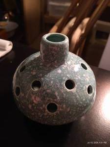 lot 577 image: Cardinal China Flower Frog Vase