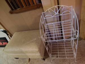 lot 597 image: Rolling Cream Ottoman & Collapsible Rack