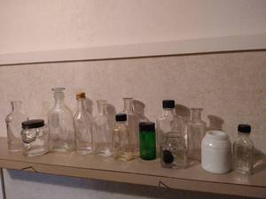 lot 632 image: Small Glass Vintage Bottles