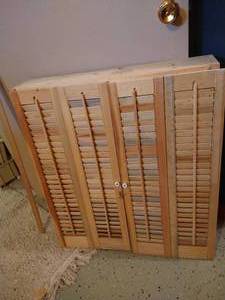 lot 634 image: Wooden Frame w Shutters (Unattached)