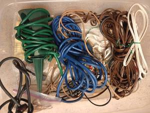 lot 678 image: Tote of Power Cords