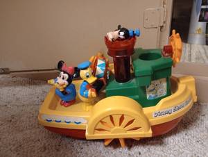 lot 691 image: Mickey, Minnie, Goofy & Donald Duck Disney Showboat