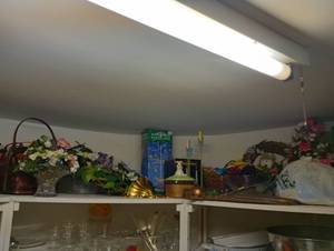 lot 738 image: Shelf of Easter & Spring Decor- Wreaths, Florals, Baskets