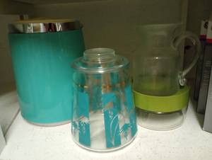lot 746 image: Vintage Ice Bucket, Glass Canister, Glass Food Savers