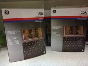 lot 747 image: Three NIB Net Style Lights, Multi-Colored Lights