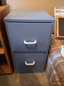lot 810 image: Two Drawer Filing Cabinet