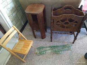 lot 822 image: Magazine Rack, Kid Chair, Vintage Glass Shelf, Small Side Table