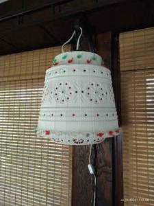 lot 827 image: Hanging Plastic Christmas Light 11 Tall