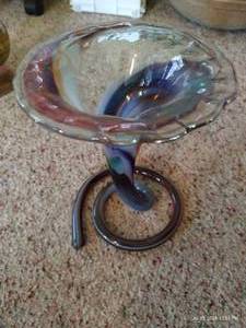 lot 842 image: Handblown Glass Vase
