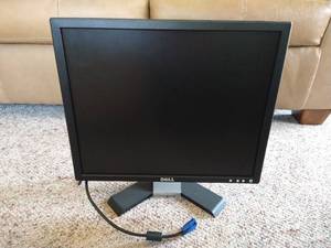 lot 858 image: Dell Monitor 16 wide