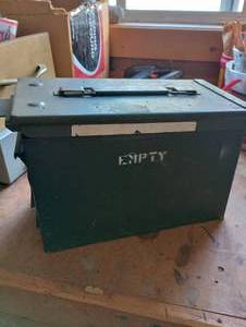 lot 888 image: Ammo Case wChalk Line & Chalk