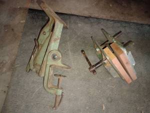 lot 927 image: Vintage Clamps