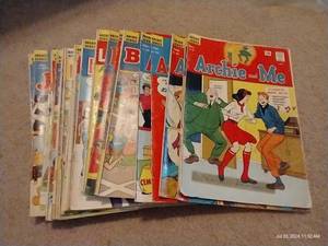 lot 941 image: (20) Vintage ArchieReggie Comics